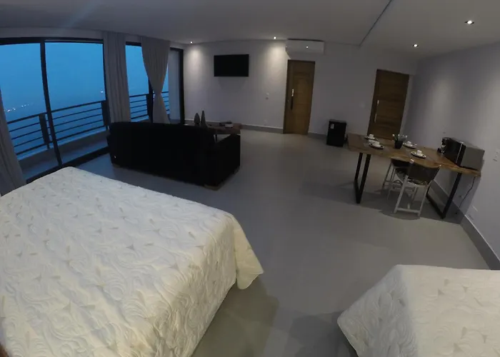 Lounge Suites De Luxo Piuva